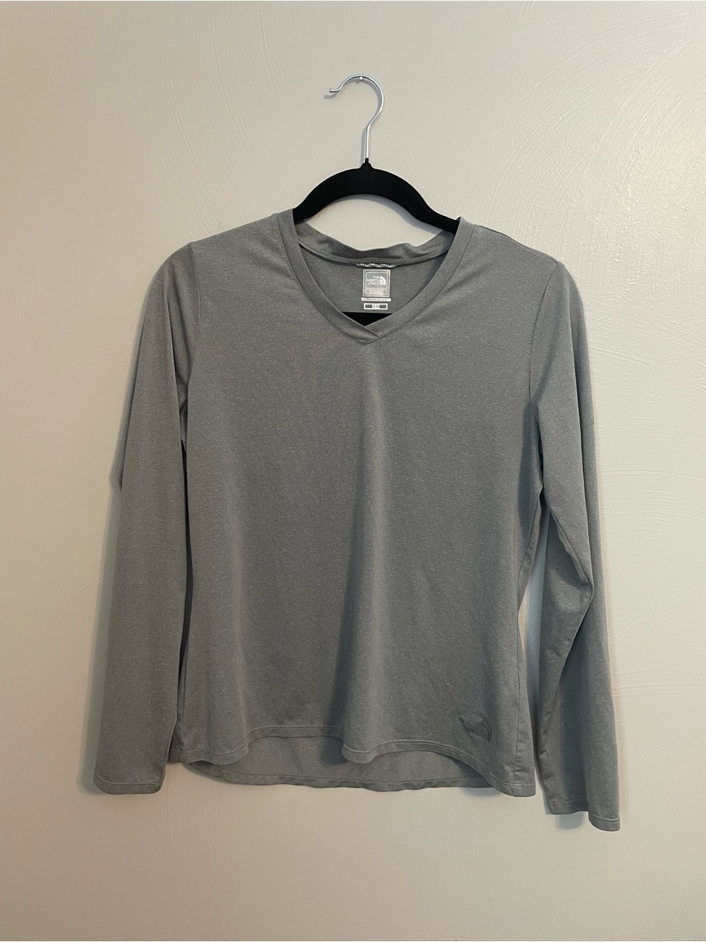 The North Face Women’s Grey Long Sleeve Athletic Top Size medium